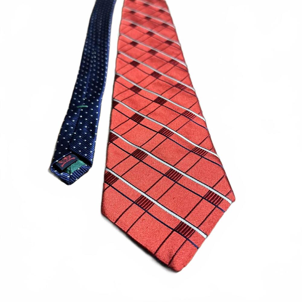 Tommy Hilfiger Tie 100% Silk USA Red White Blue Stripes VTG TOMMY Logo